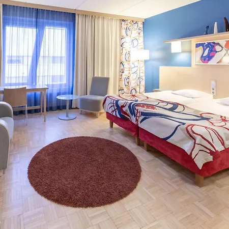 Scandic 4*