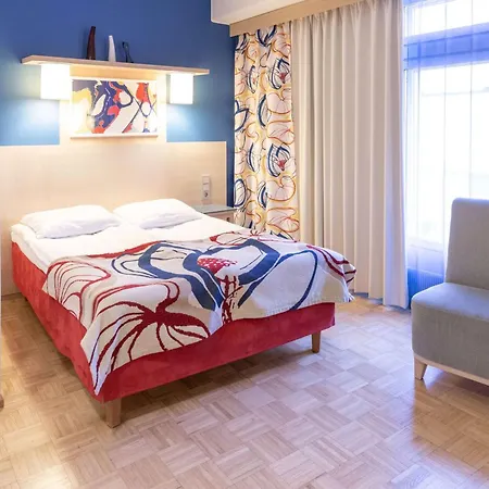 Scandic 4*
